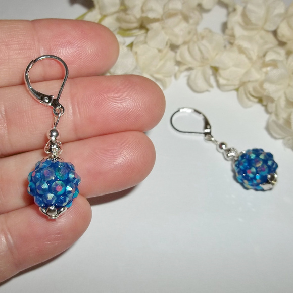Sparkly Blue Pave Beaded Earrings Aurora Borealis Earring Set Pair Earring 4987 - Picture 6 of 8